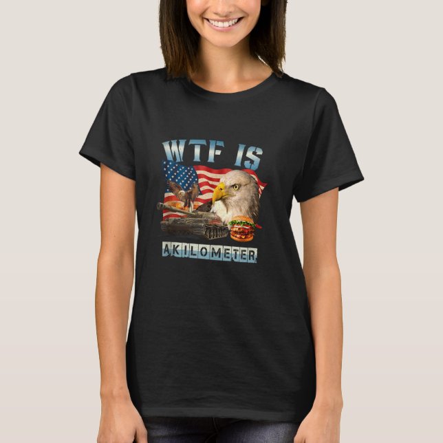 Camiseta WTF É Uma Assinatura Americana De Crachá De Águia  (Frente)