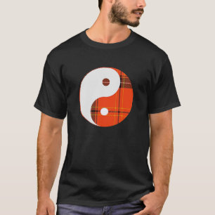 Camiseta Xadrez Vermelha e Yin Yang Branco