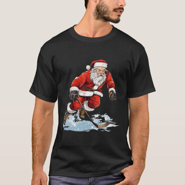 Camiseta Xmas Holiday Fun Santa Playing Ice Hockey Christma (Frente)