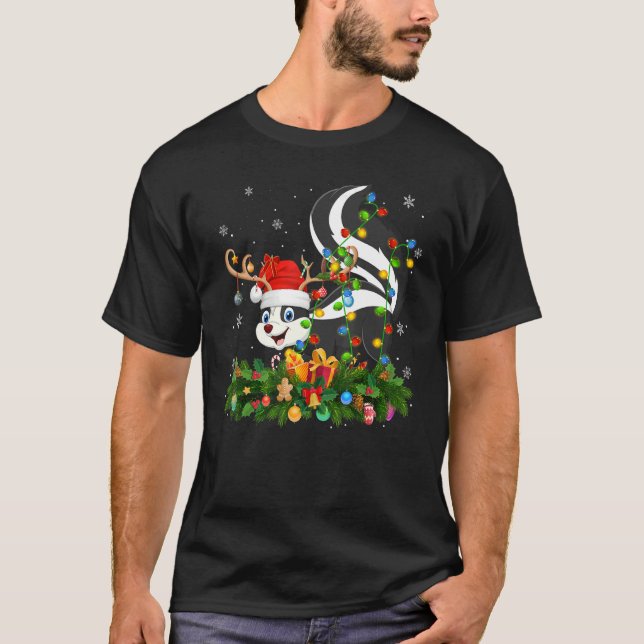 Camiseta Xmas Holiday Reindeer Hat Santa Skunk Christmas (Frente)