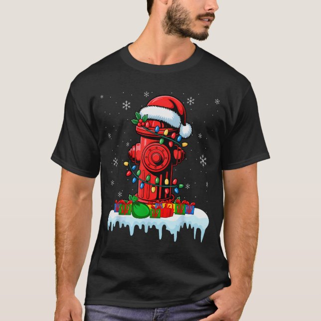 Camiseta Xmas Lights Fire Hydrant Firefighter Christmas  (Frente)