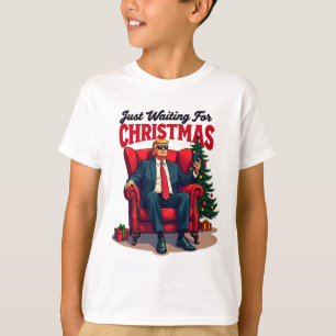 Camiseta Xmas Trump Sentado Esperando Pelo Natal
