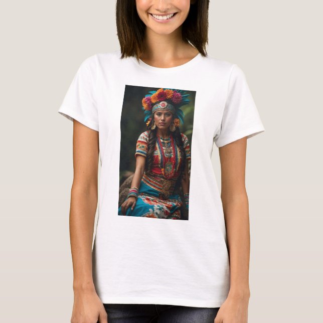Camiseta Xochiquetzal - Deusa Aztec do Amor e da Beleza (Frente)