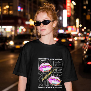 Camiseta Y2K Chrome Lábios e Espada Streetwear