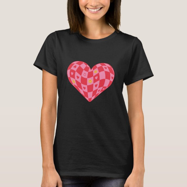 Camiseta Y2K Trendy Pink Checkerboard Heart Smiley Face  (Frente)