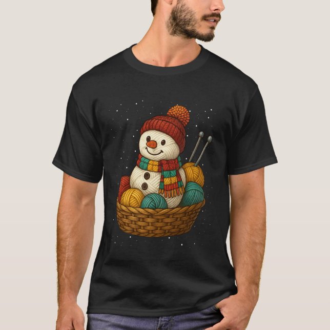 Camiseta Yarn Snowman Knitting Crafting Crocheting Quilter  (Frente)