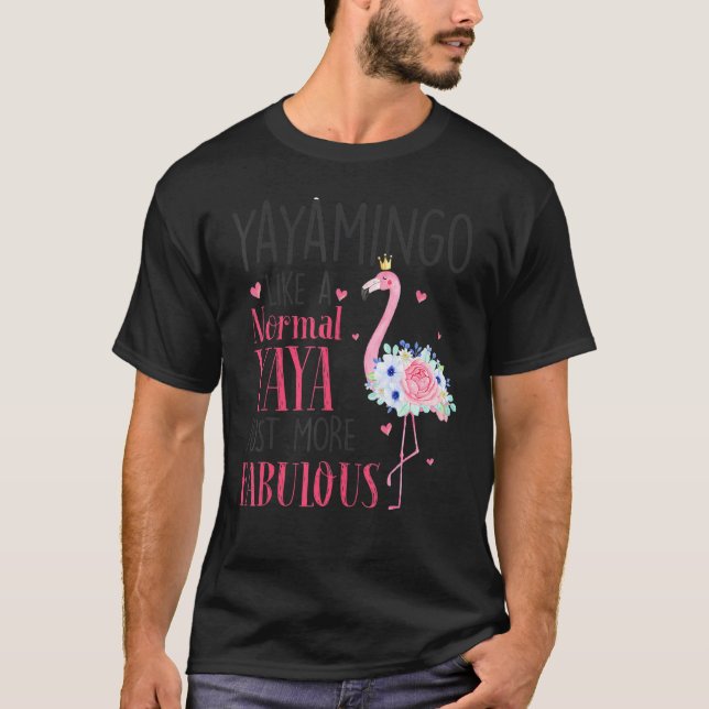 Camiseta Yayamingo Como Uma Vovó Engraçada E Normal (Frente)
