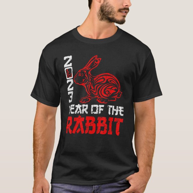 Camiseta Year of The Rabbit 2023 Zodiac Horoscope  Chinese  (Frente)