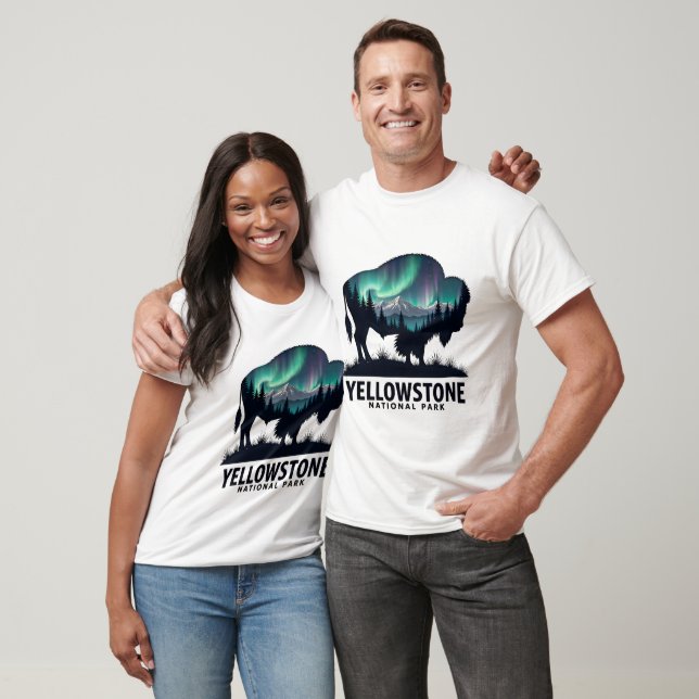 Camiseta Yellowstone Bison com Aurora Landscape Design (Unissex)