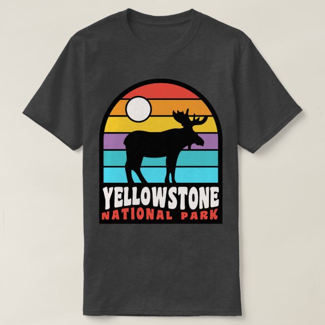 Camiseta Yellowstone National Park Moose Crachá (Frente do Design)