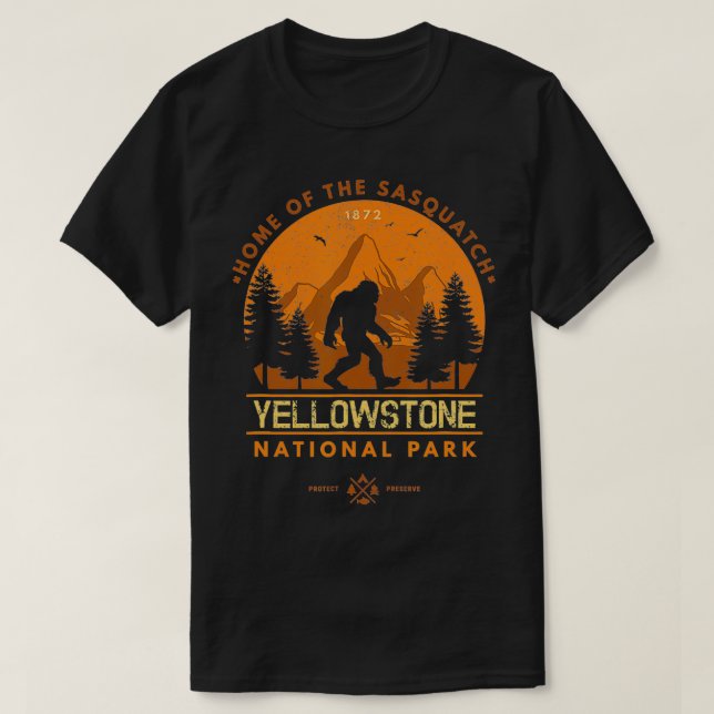 Camiseta Yellowstone Wilderness Wyoming Sasquatch (Frente do Design)