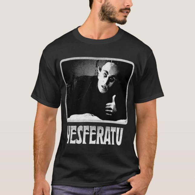 Camiseta Yesferatu funny Nosferatu positive goth horror lov (Frente)