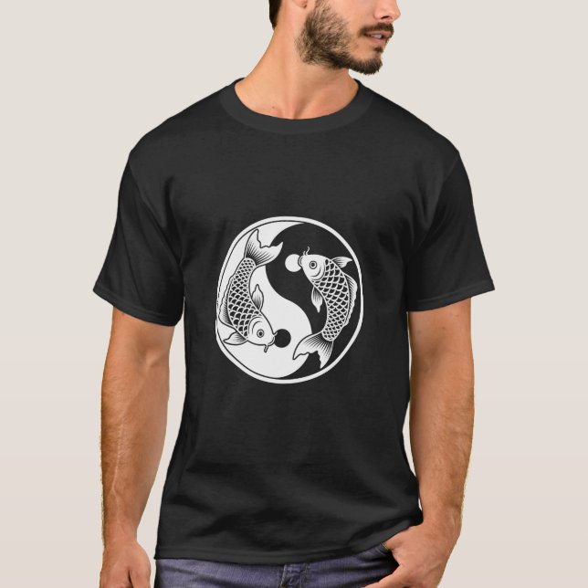 Camiseta Yin Yang Koi Fish Art Tee – Elegant Ink Drawing De (Frente)