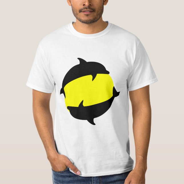 Camiseta yin yin e golfinhos fofos ao sol (Frente)