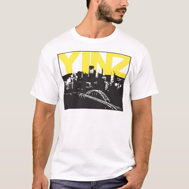 Camiseta Yinz Pittsburgh (Frente)