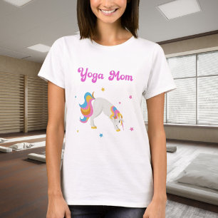 Camiseta Yoga Unicorn coloca uma linda mãe de ioga