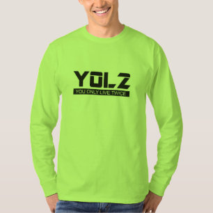 Camiseta YOL2 Você só vive duas vezes citando preto em toda