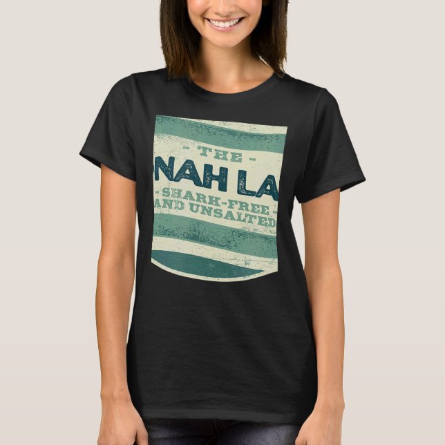 Camiseta Yonah Lake Shark Free e Unsalgada acampando Georgi (Frente)