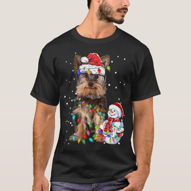 Camiseta Yorkshire Terrier Christmas Santa Hat Xmas Lights (Frente)
