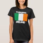 Camiseta Youghal, Irlanda com bandeira irlandesa<br><div class="desc">Youghal, Irlanda com bandeira irlandesa</div>
