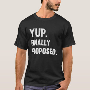 Camiseta Yup Finalmente Noivado proposto Casamento B