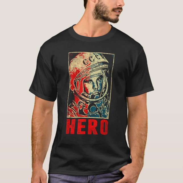 Camiseta Yuri Gagarin Cosmonaut Astronaut Primeiro Sovito E (Frente)