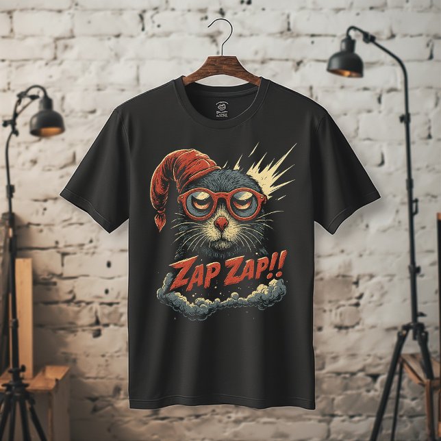 Camiseta Zap Zap!! Funny Retro Critter Cartoon | Bold Comic (Criador carregado)