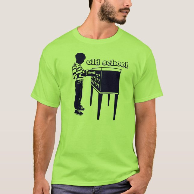 Camiseta zaz-velho-escola-marinho (Frente)