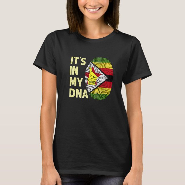Camiseta Zimbábue Em Minha Equipe De Bandeira Do Dna Zimbáb (Frente)