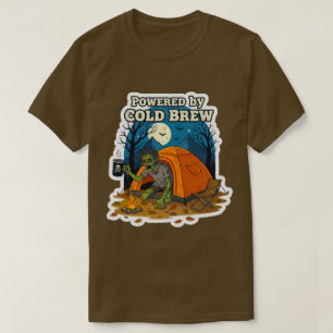 Camiseta Zombie Camper Movido por Café de Brew Frio