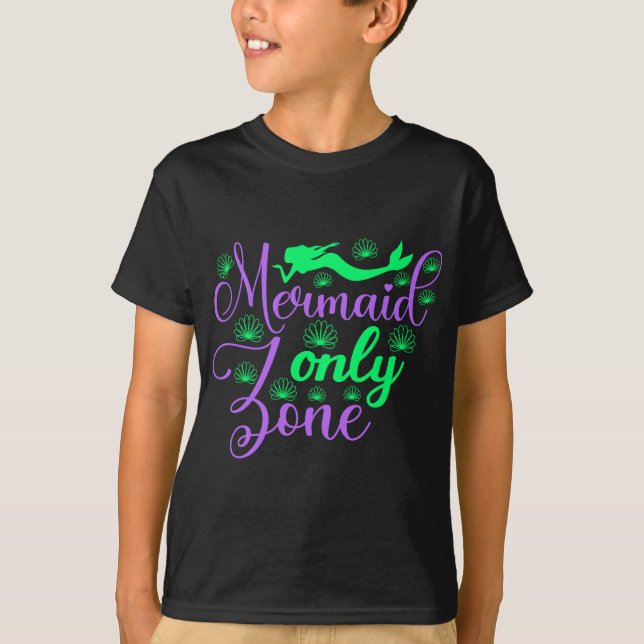 Camiseta Zona Somente Sereia em Neon Verde e Roxo (Frente)