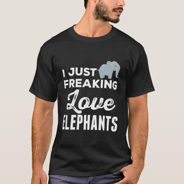 Camiseta Zoo Elefante Eu Só Estraguei Elefantes De Amor Ok (Frente)