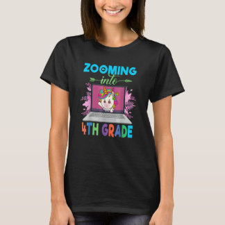 Camiseta Zooming Into 4th Grade  Unicorn Virtual Back To Sc