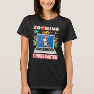 Camiseta Zooming Into Kindergarten Grade Virtual Unicorn Ki