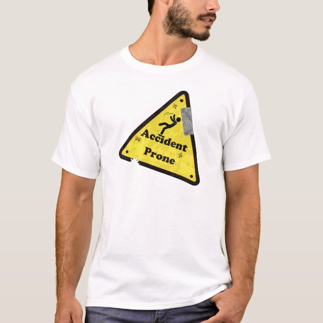 Camisetas engraçadas propensas a los accidentes (Frente)