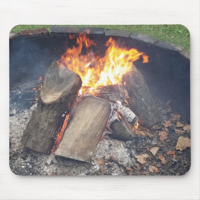 Campfire Mousepad (Frente)