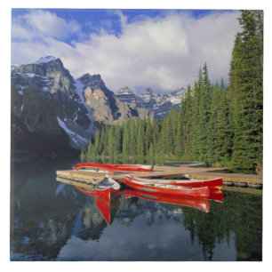 Canadá, Alberta, Lago Moraine. O vidro