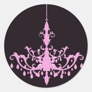Candelabro cor-de-rosa na etiqueta preta