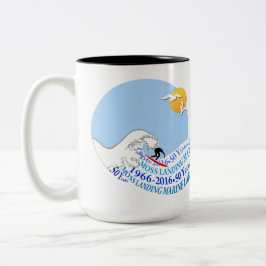 Caneca (15 onças): dois-tom, onda de MLML 50th