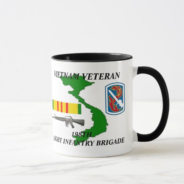 Caneca 198th Veterano de Vietnam da divisão de infantaria (Direita)