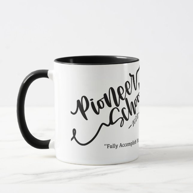 Caneca 2022 Pioneer School Personalized Mug (Esquerda)
