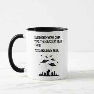 Caneca 2025 Segure Minha Dia do ano novo De Cerveja