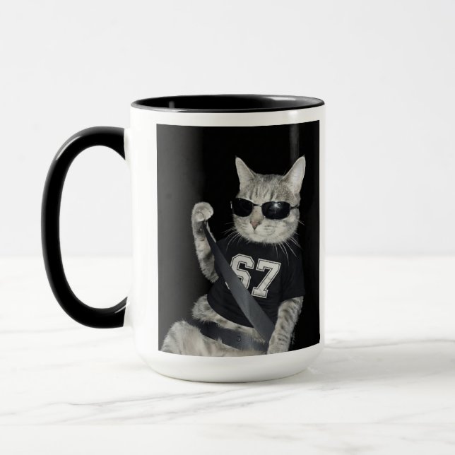 Caneca 67 Cat Wearing Sunglasses Gen Alpha Funny Six Seve (Esquerda)