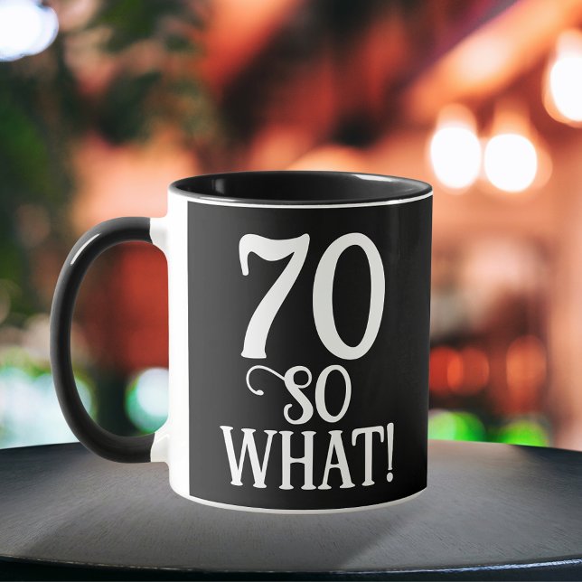 Caneca 70 Que Engraçado Citação 70 de Aniversário Negro (Criador carregado)