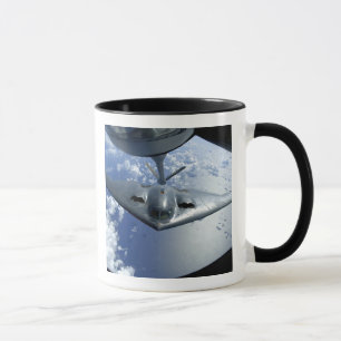 Caneca A B-2 Espírito entra em posição de reabastecimento