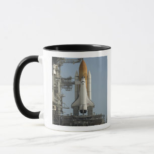 Caneca A descoberta do vaivém espacial senta pronto