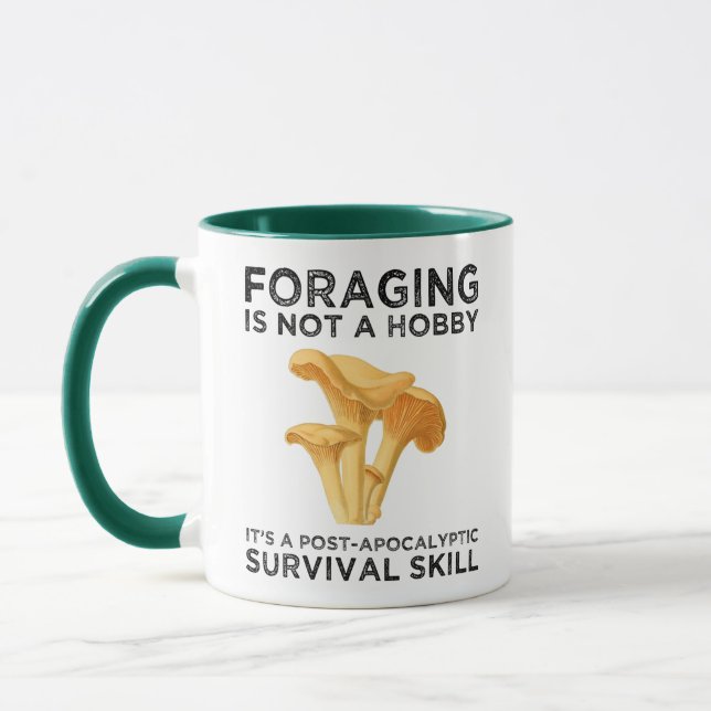 Caneca A Forragem Não É Um Hobby Chanterelle Mushroom (Esquerda)