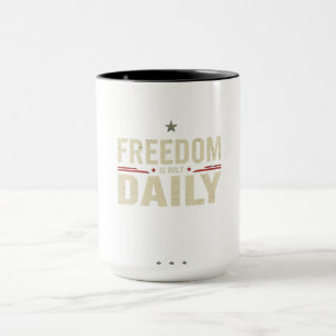 Caneca A Liberdade é Construída Diariamente Disciplina