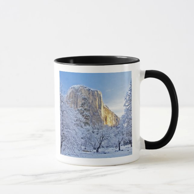 Caneca A luz do sol atinge El Capitan com neve (Direita)
