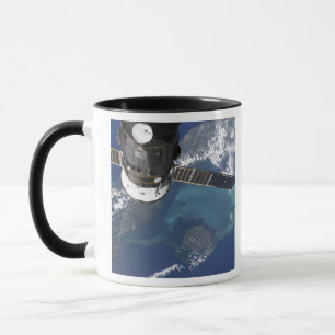 Caneca A nave espacial Progress 22 atracada